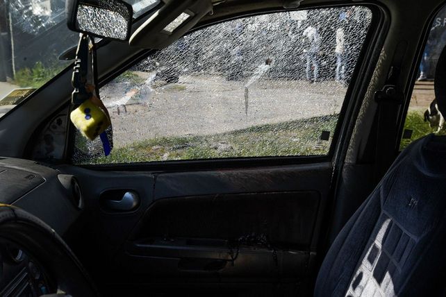 Doble crimen en Bella Vista: acribillaron a balazos a una pareja dentro de un auto
