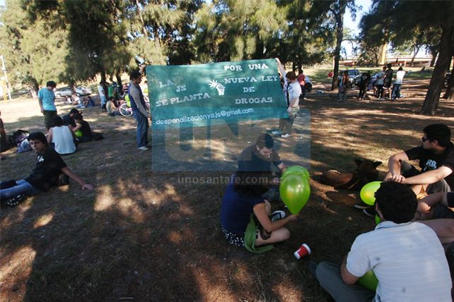 Santa Fe se sumó a la marcha mundial para la despenalización de la marihuana