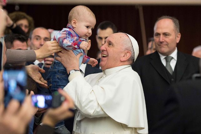 Francisco no quiere exponer a los fieles a las bajas temperaturas del invierno.