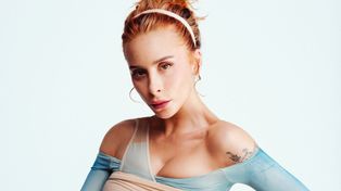 La artista chilena Cami visitará Rosario por primera vez, con sus canciones que mezclan y diluyen los géneros.