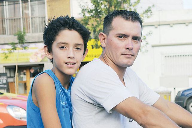 Mucho ejercicio hay en el barrio, entre deportistas y caminantes