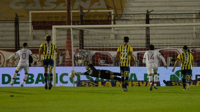 Central lo ganaba en el Ducó ante Huracán, pero el Globo se lo dio vuelta con uno menos.