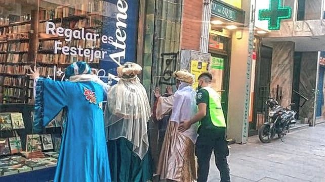 Video: Los Reyes magos fueron demorados por un intento de robo