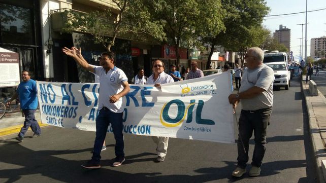 Pueblada. San Lorenzo se movilizó por su emblemática refinería.