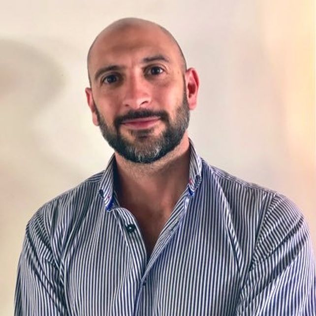 Javier J. Vázquez, director de Restauración Ecológica de la ciudad de Buenos Aires abrió el debate y recibió una lluvia de críticas.