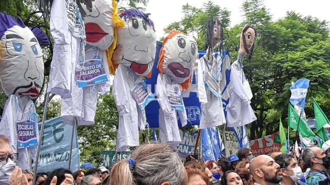 En una reñida votación, Amsafé aceptó la nueva propuesta salarial del gobierno