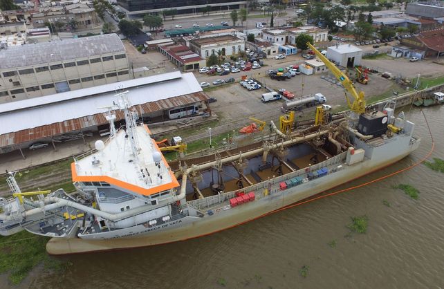 Estos trabajos permitir&aacute;n recuperar casi 5 pies de profundidad en el canal de acceso