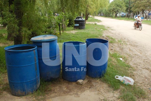 Los vecinos de Colastiné Sur esperan ansiosos por el agua potable