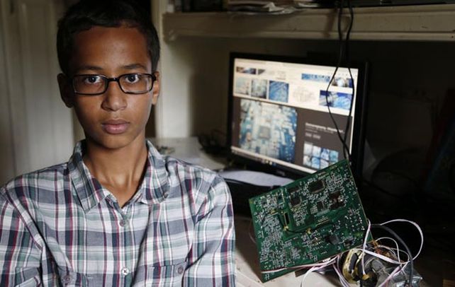 Ahmed Mohamed. El chico musulmán de 14 años