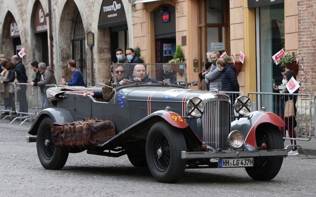 Rally Mille Miglia, la carrera de autos más bella del mundo