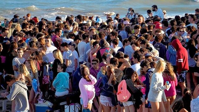 Lo que buscamos es evitar la concentración de los jóvenes. Si la gente escucha música a un tono normal no se lo prohibiremos indicó el secretario de Seguridad Ventoso.
