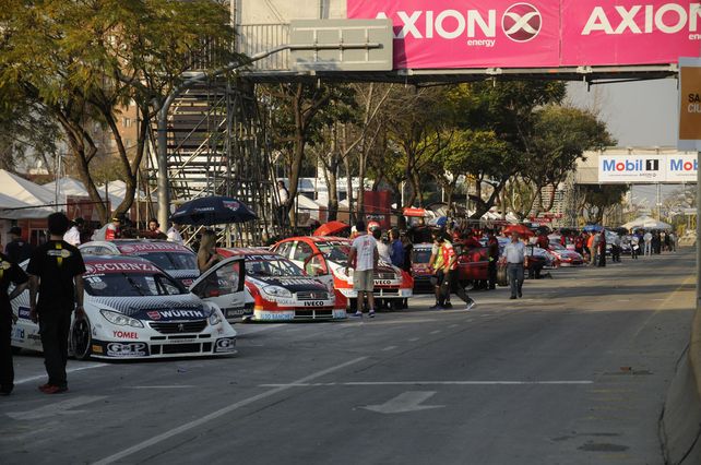Las 20 mejores postales del Súper TC2000 en el Callejero de Santa Fe