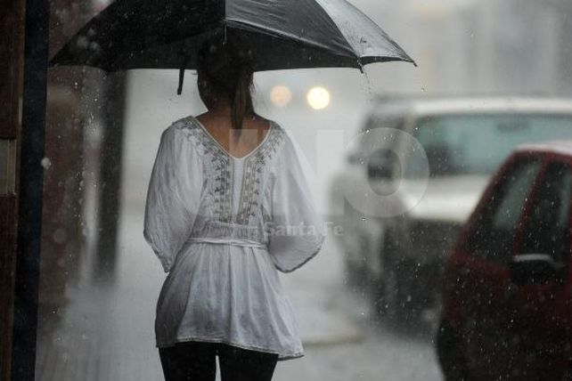 Rige un alerta meteorológico y la lluvia se quedaría toda la semana