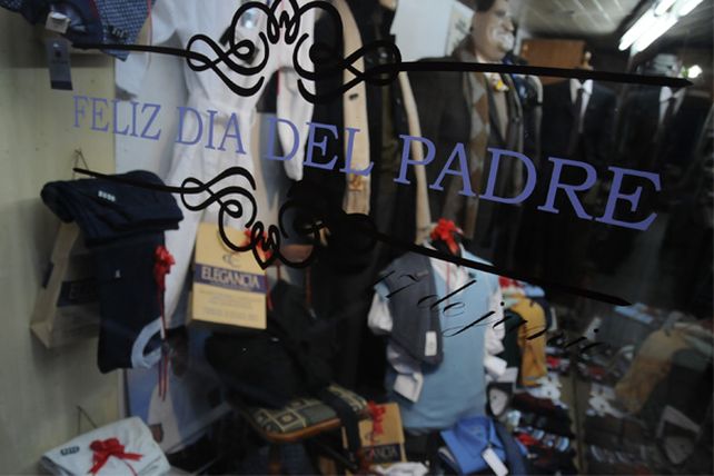 Comerciantes esperan que el Día del Padre aumenten las ventas