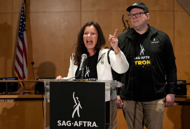 La niñera, al frente de la primera huelga de actores de Hollywood en 40 años
