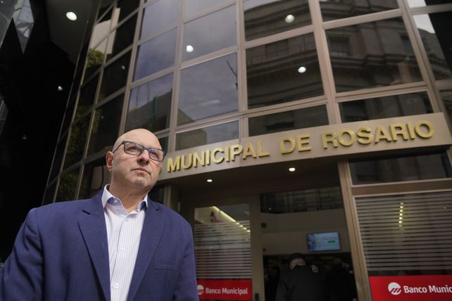 Claudio Forneris trabajó 32 años en bancos privados con sedes en Argentina.