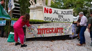 Al borde del colapso, el sector de Discapacidad lanzó un paro en Rosario y el país