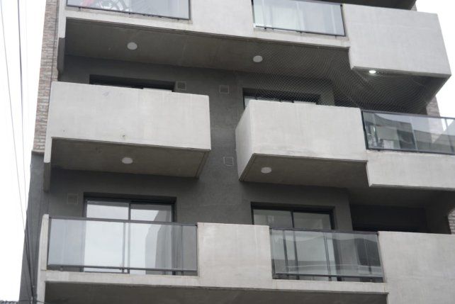 La víctima del presunto femicidio fue hallada en Cerrito al 600.