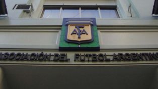 La FIFA intervino AFA, destituyó a Segura y habrá comisión normalizadora
