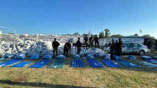 En el peaje de General Lagos incautan 427 kilos de cocaína que iban a Buenos Aires