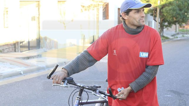 Víctor Taborda, una vida pateando madrugadas
