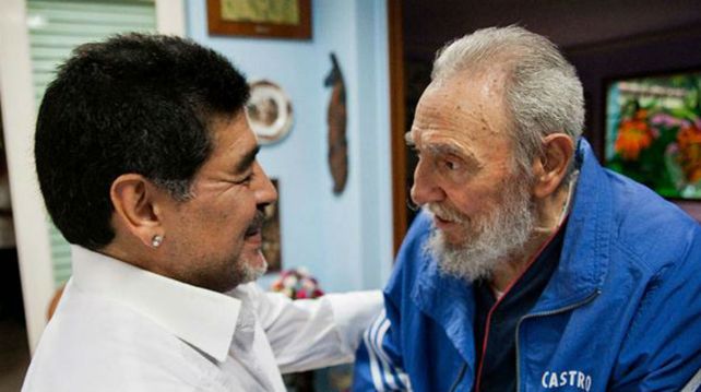 Diego Maradona quebrado por la muerte de Fidel Castro: Fue como un segundo padre