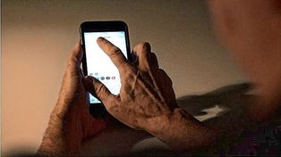 Millonaria extorsión a un hombre con imágenes íntimas