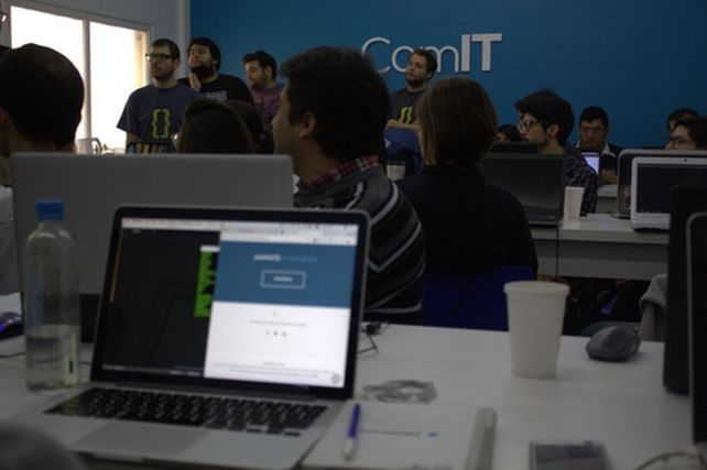 programación. Más de 300 jóvenes de todo el país participaron de las actividades de ComunidadIT.
