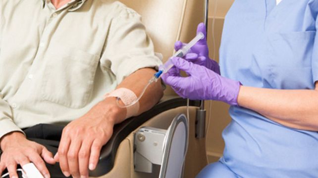 TRATAMIENTO. Las quimioterapias implican un esfuerzo para los pacientes.