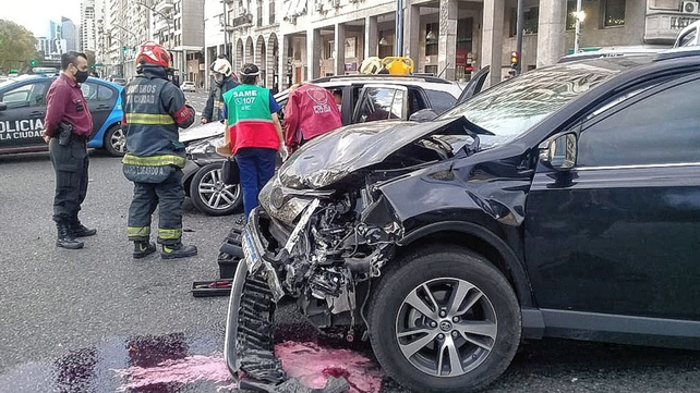 El volante de Boca Jorman Campuzano protagonizó un accidente automovilístico.