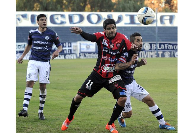 En el final, Patronato encontró la victoria y sigue en la cima