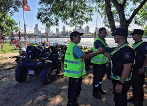 Binomios policiales y GSI: cómo es el operativo de seguridad en playas y balnearios de Santa Fe para el verano
