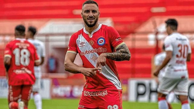 Argentinos festejó por el gol de un ex-Patronato