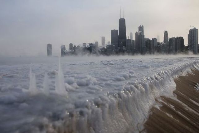 La ola de frío polar se retira de EEUU y deja al menos 20 muertos
