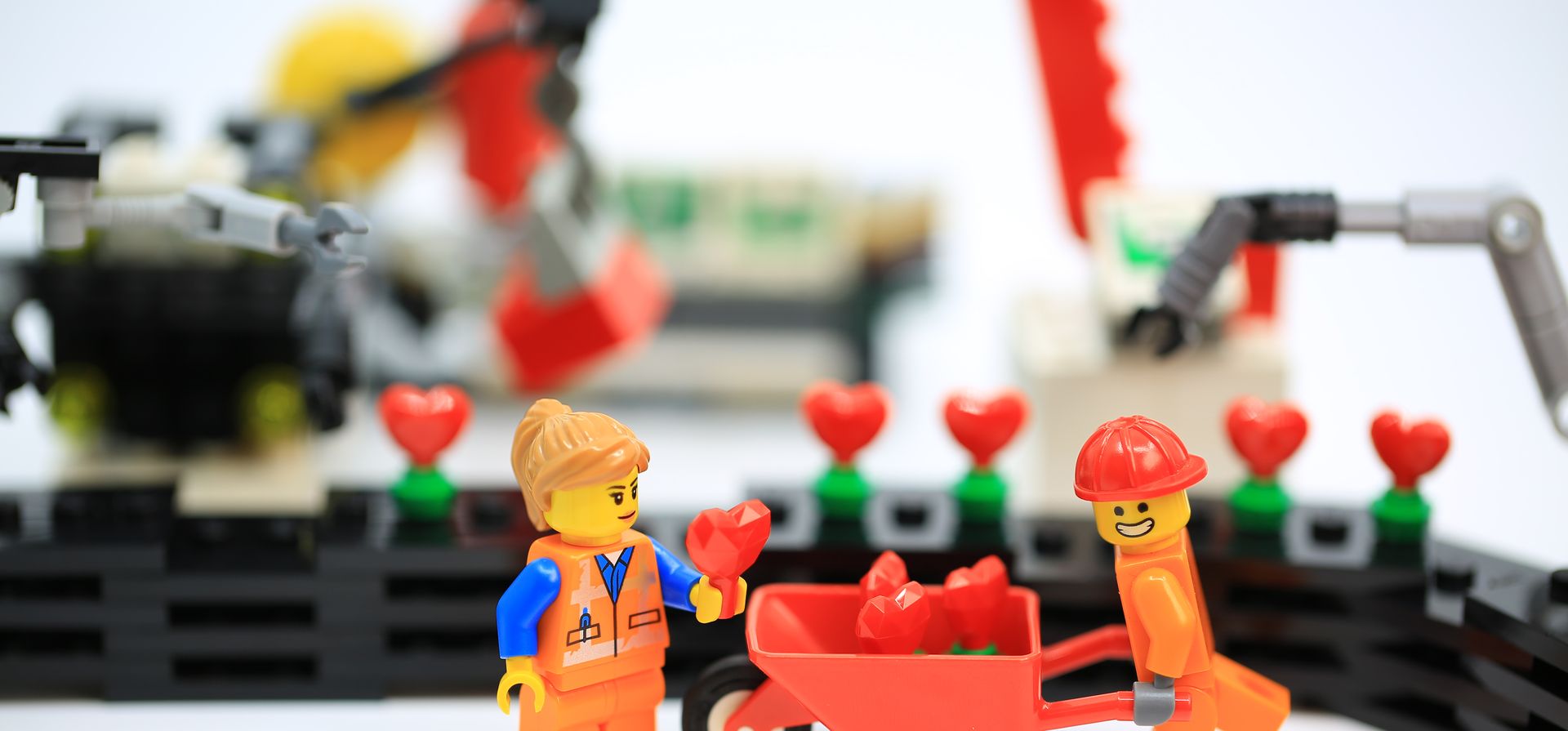 El amor en tiempos de oficina: empresas suman protocolos para noviazgos entre empleados 