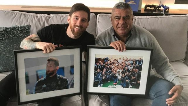Messi volvió a reunirse con el dirigente futbolístico en su hogar.