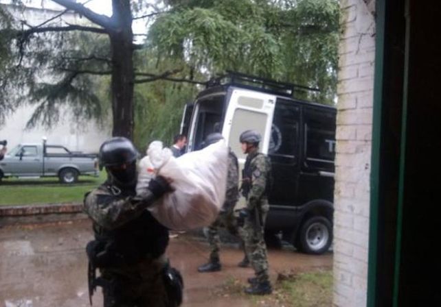 Quemaron 1100 kilos de marihuana y cocaína equivalente a 60 millones de pesos