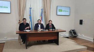 Las autoridades decretaron el aumento del 5% y el bono de $120.000 en tres cuotas a horas del inicio de un nuevo paro docente.