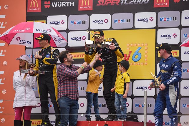 Súper TC2000: más de 120 mil personas disfrutaron del Callejero Santa Fe Ciudad