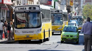 Transporte Público: desvío de colectivos en Rivadavia por arreglos de ASSA