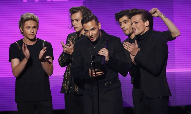 Los One Direction triunfaron en tres categorías: artista del año, mejor banda y mejor álbum.