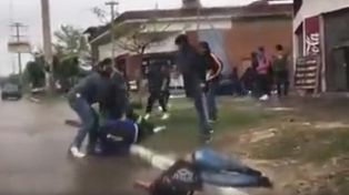 Un adolescente sufrió graves heridas tras una batalla campal a la salida de un boliche de Ezpeleta