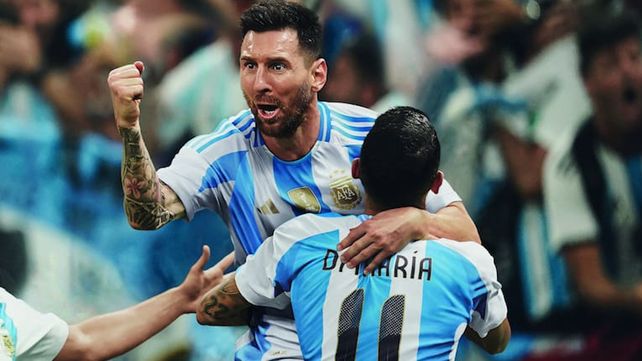 Messi y Di María, dos rosarinos en la cima del mundo fútbol. 