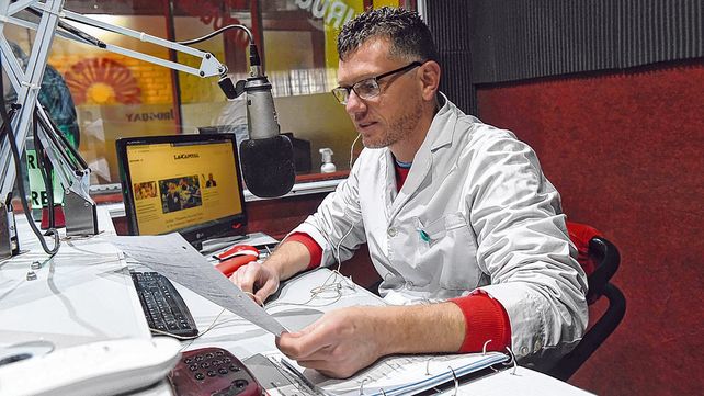 Cada mi&eacute;rcoles de 11 a 12 y desde el estudio radial