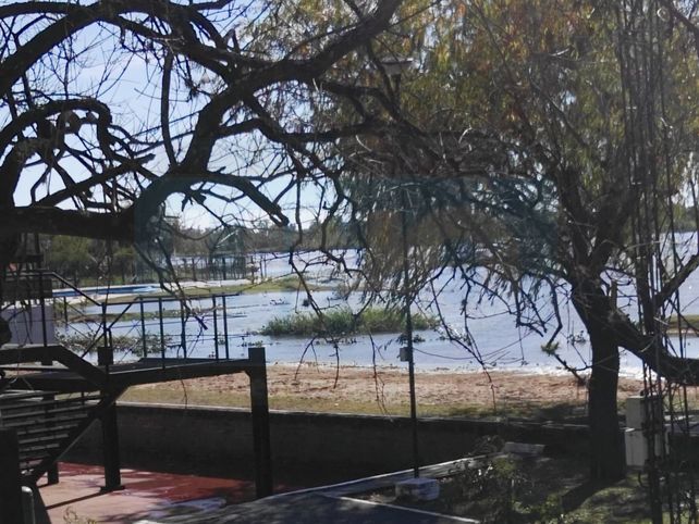 En la capital provincial, el río Paraná está a 24 centímetros del nivel de evacuación