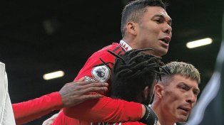Lisandro Martínez, en el festejo de uno de los goles del United.&nbsp;