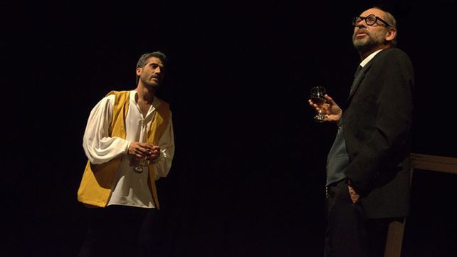 Argumento. El encuentro imaginario entre dos hombres con la misma pasión por saber.&nbsp;