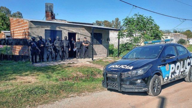 Santo Tomé: apresaron a cuatro delincuentes en siete allanamientos por abuso de armas, robos y amenazas