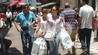 Acuerdan pautas de trabajo de los shopping, supermercados y comercios en las fiestas
