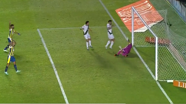 Central entró dormido, fue un cúmulo de errores y cayó ante Banfield